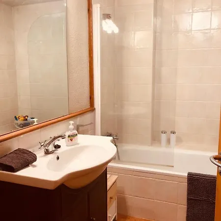 Esplendid Apartament Situat A Rialp